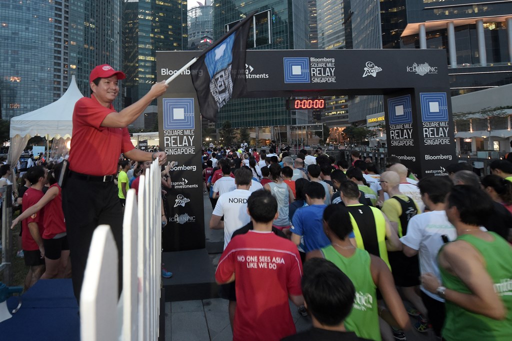 Bloomberg Square Mile Relay Singapore 2014
