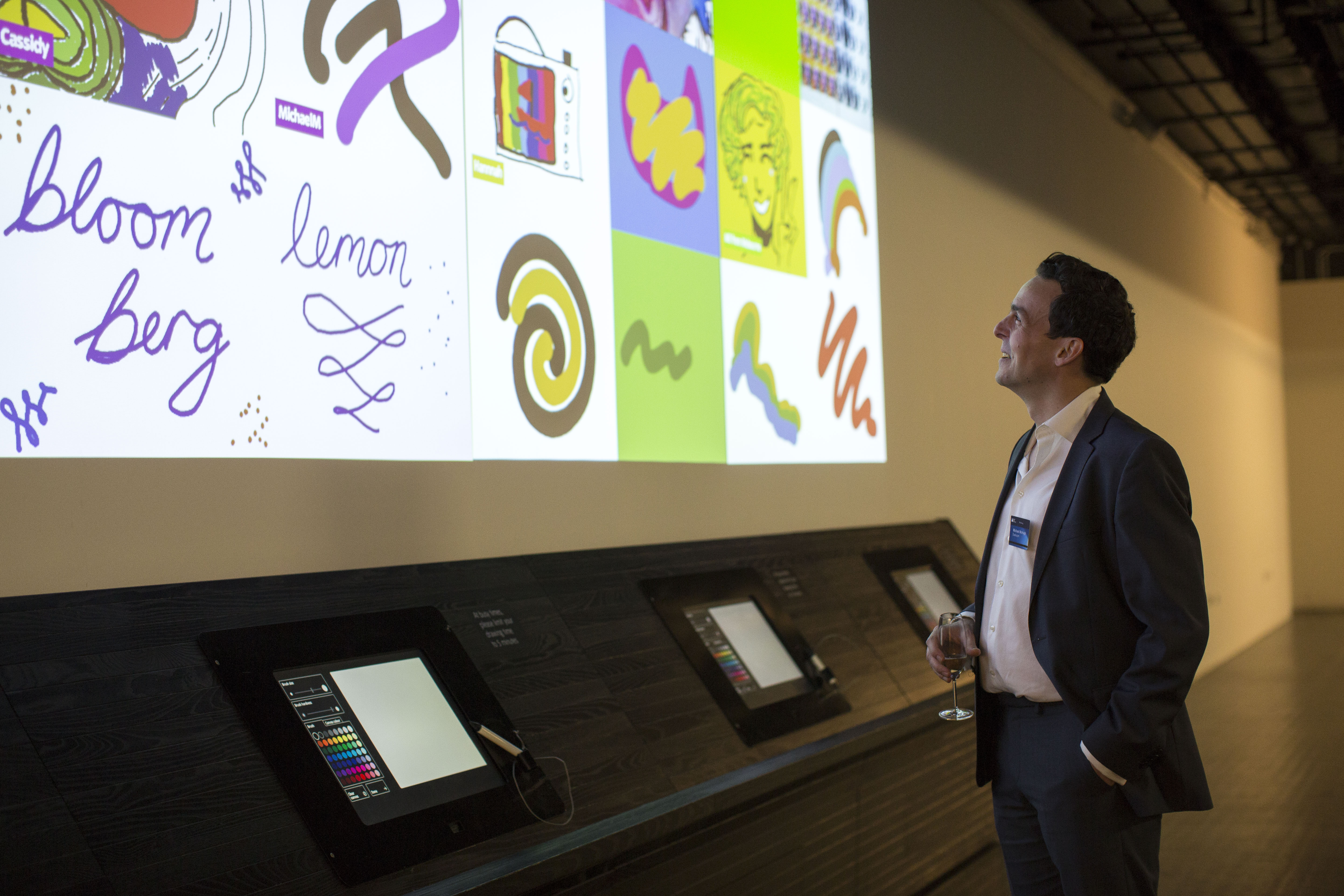 The Bloomberg Connects Drawing Bar at Tate Modern © David Levenson
