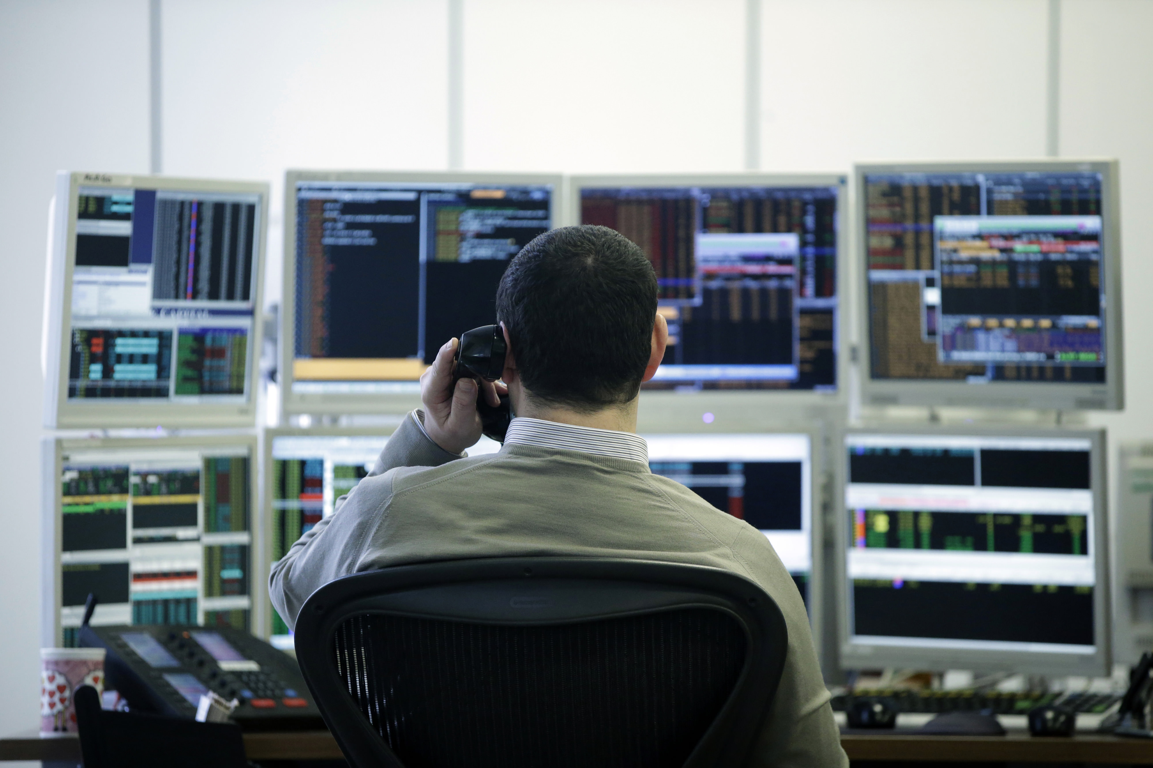 Human high-touch trading is here to stay | Bloomberg Professional Services