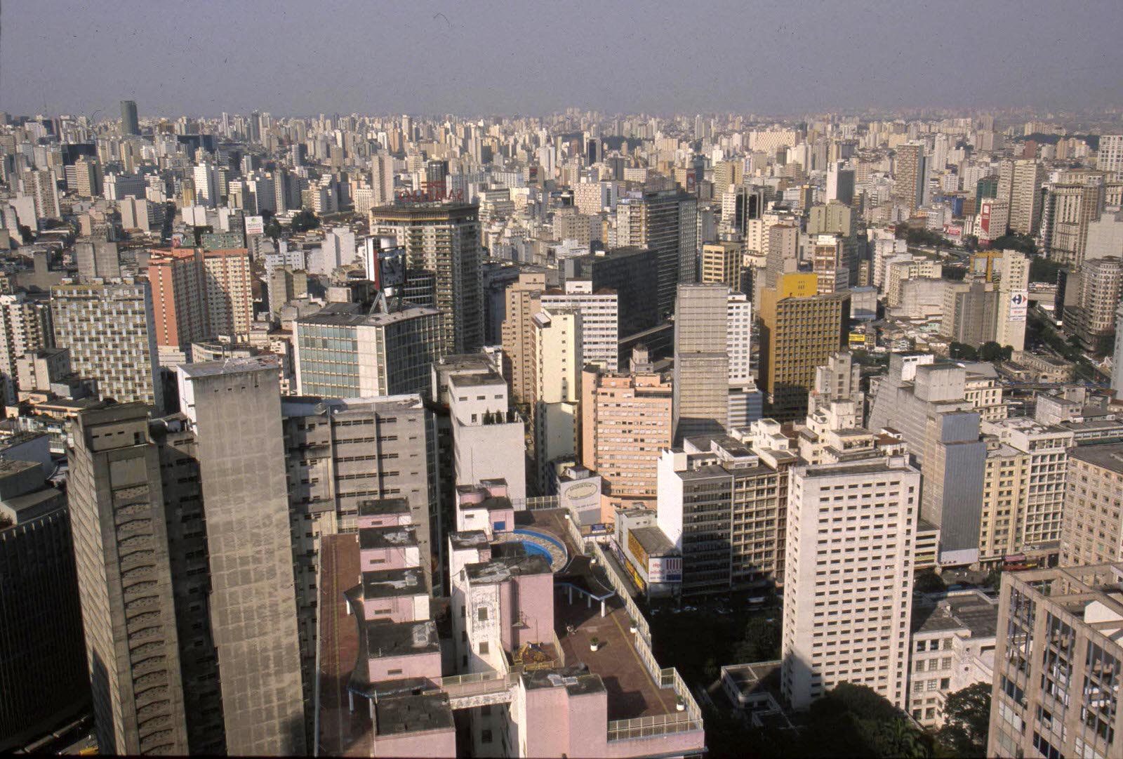 ETF Brasil lidera 6ª semana de saídas de mercados emergentes