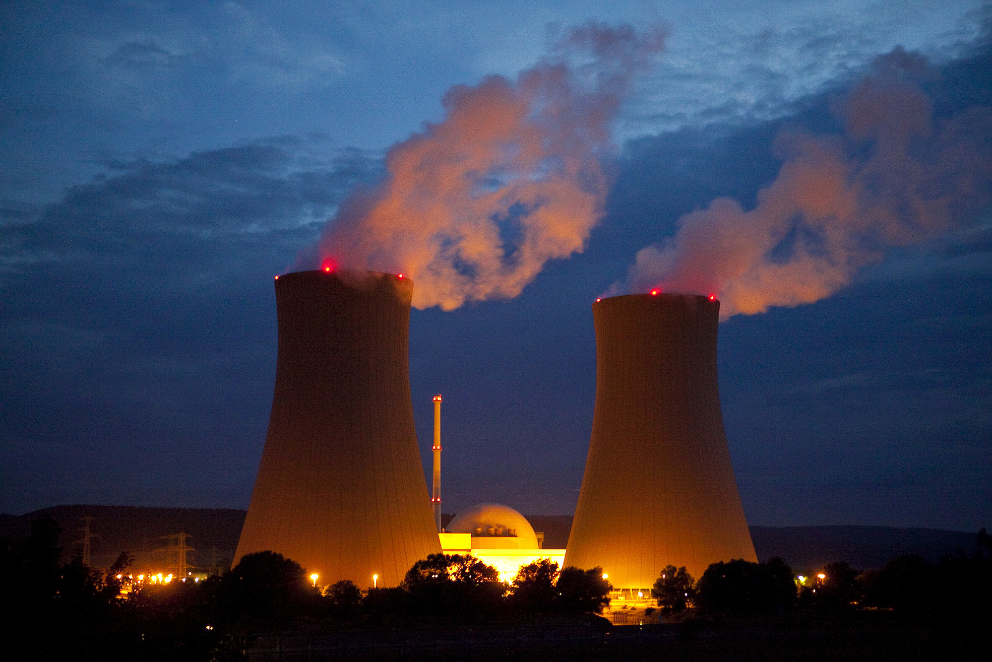 Next-generation nuclear reactors stalled by costly delays | BloombergNEF